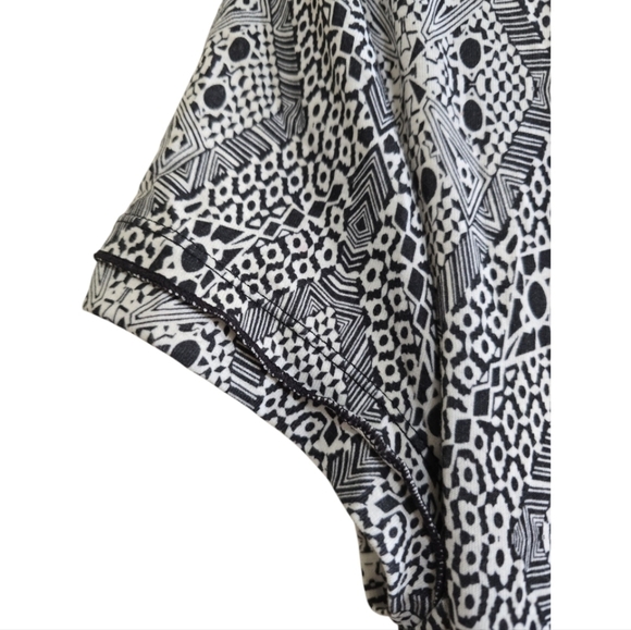 Prana Black and White Patterned Dress Large Nursing Friendly - Picture 3 of 8